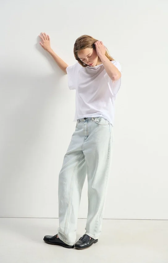 Women's t-shirt Apoly Reference: APO02CH26