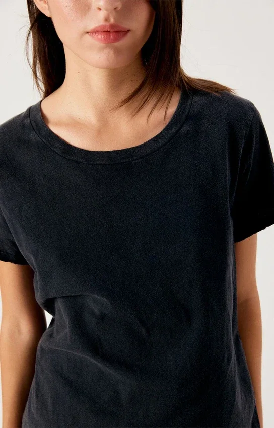 Women’s T-shirt Remytown Reference: REM02AH26